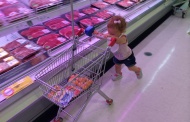 No music session today, but shopping with her own cart